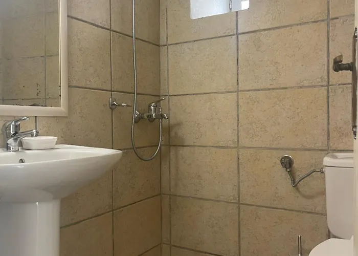 Sarai House - Steps Away From Panagia Portaitissa